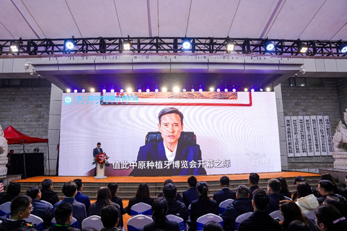 1762936942784440.jpg 640.jpg